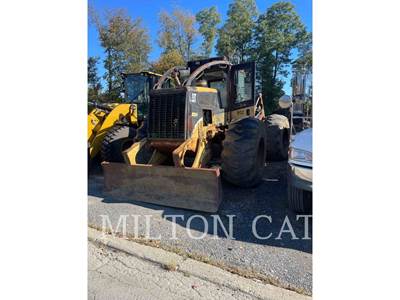Caterpillar 525B Skidder