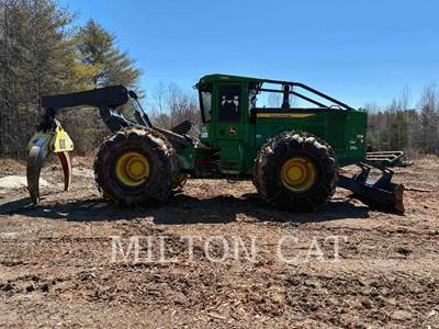 John Deere 748L Skidder
