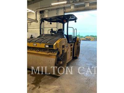 Caterpillar CB15 Smooth Drum Roller Compactor