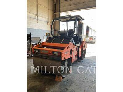 Hamm HD70HV Smooth Drum Roller Compactor