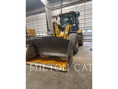 Caterpillar 930 Wheel Loader