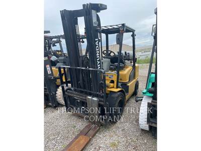 Hyundai 33L-7A Forklift
