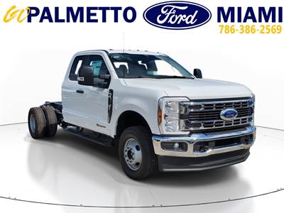 Ford F-350 Extended Cab Cab & Chassis Truck - 500HP, Automatic