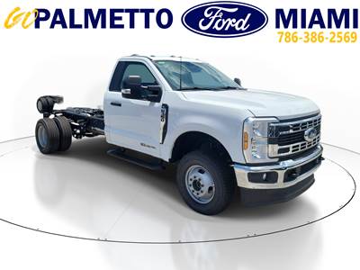 Ford F-350 Cab & Chassis Truck - Automatic
