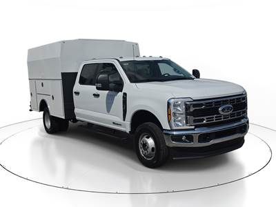 Ford F-350 Crew Cab Cab & Chassis Truck - Automatic