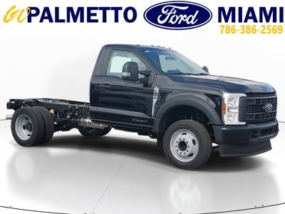 Ford F-450 Cab & Chassis Truck - Automatic