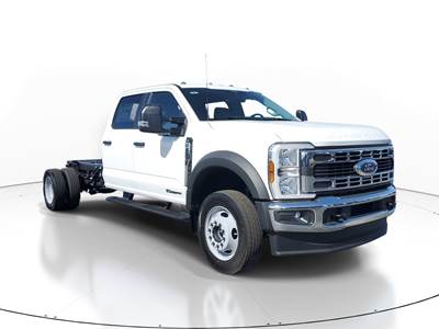 Ford F-450 Cab & Chassis Truck - Automatic