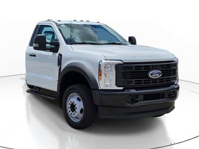 Ford F-450 Cab & Chassis Truck - Automatic