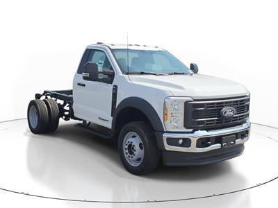 Ford F-450 Cab & Chassis Truck - Automatic