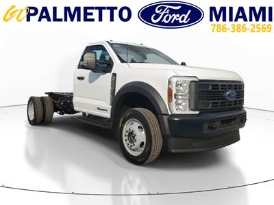 Ford F-550 Cab & Chassis Truck - Automatic