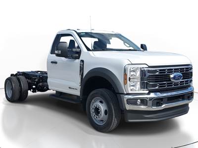 Ford F-550 Cab & Chassis Truck - Automatic
