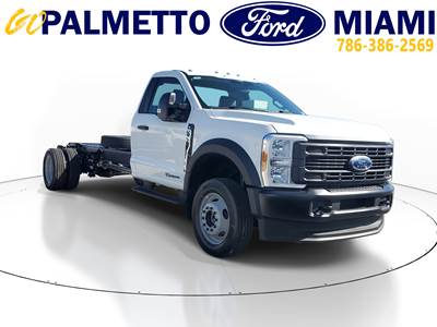 Ford F-550 Cab & Chassis Truck - Automatic