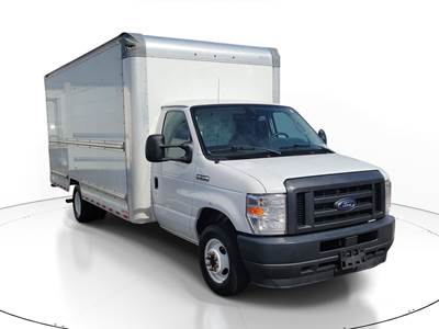 Ford E-Series Box Truck - Automatic