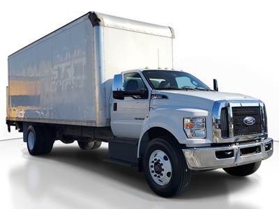 Ford F-750 Box Truck