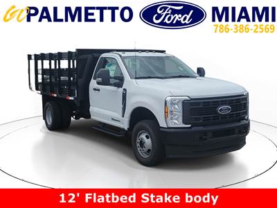 Ford F-350 Flatbed Truck - Automatic