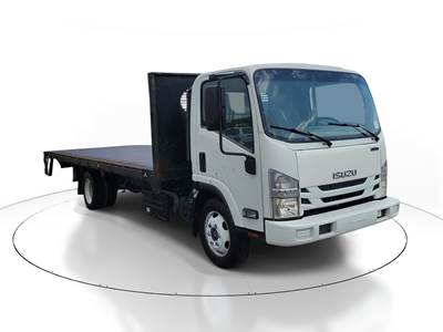 Isuzu NQR Flatbed Truck - Automatic