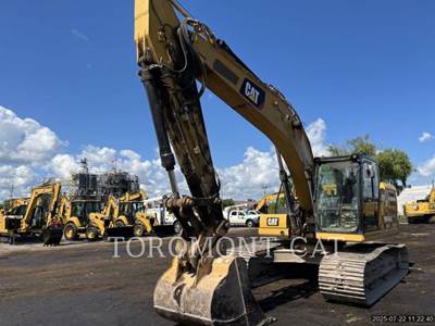 Caterpillar 323 Excavator