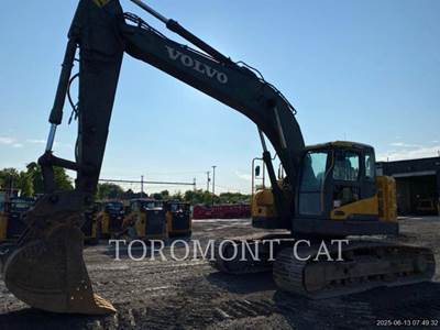 Volvo 235DL Excavator