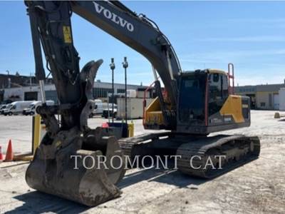 Volvo EC220 Excavator