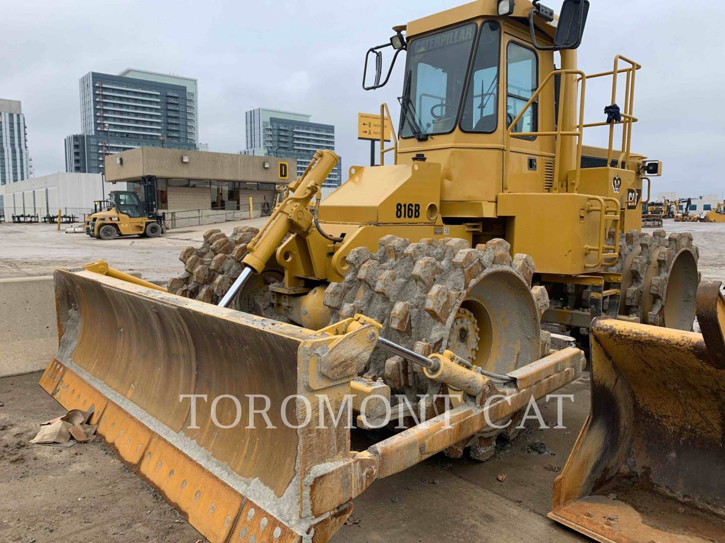 1985 Caterpillar 816B Landfill Compactor For Sale, 15,410 Hours
