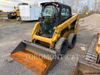 Caterpillar 226D Skid Steer
