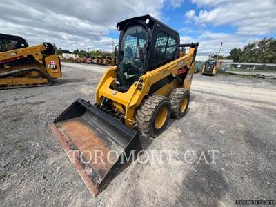 Caterpillar 242D3 Track Skid Steer