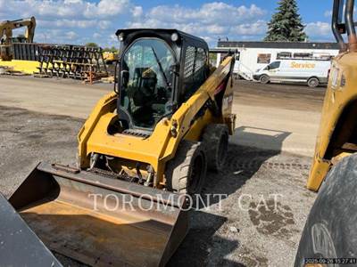 Caterpillar 262D Skid Steer