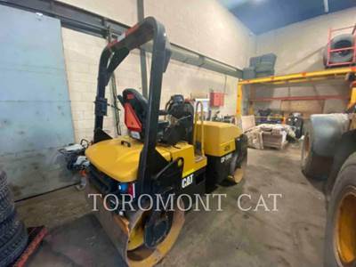 Caterpillar CB-334D Smooth Drum Roller Compactor