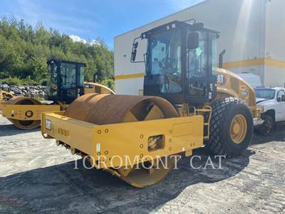 Caterpillar CS66B Smooth Drum Roller Compactor