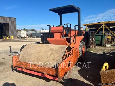 Hamm 2320D Smooth Drum Roller Compactor