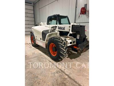 Bobcat V518 Telehandler