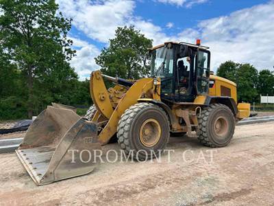 Caterpillar 938M Large Wheel Loader
