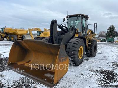 John Deere 724L Wheel Loader