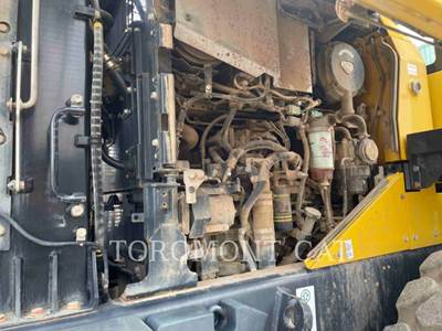 Komatsu WA270-8 Wheel Loader