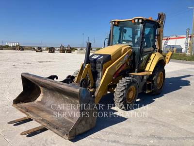 Caterpillar 420 XE Backhoe