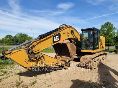 Caterpillar 320 Excavator