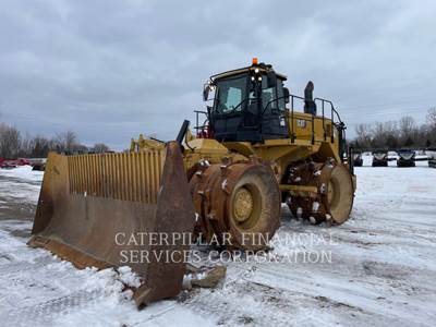Caterpillar 826K Landfill Compactor