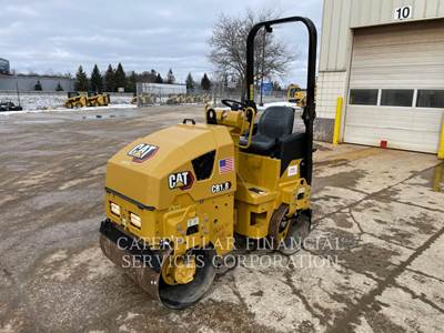 Caterpillar CB1.8 Smooth Drum Roller Compactor
