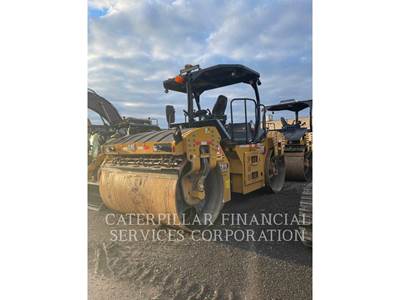 Caterpillar CB15 Smooth Drum Roller Compactor