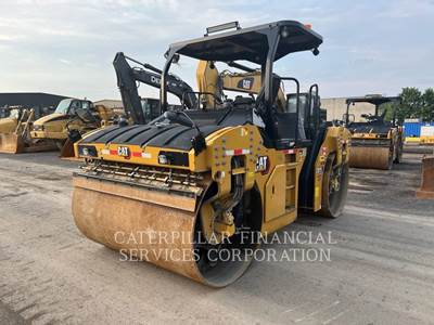 Caterpillar CB15 Smooth Drum Roller Compactor