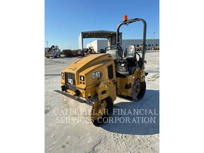 Caterpillar CB2.703GC Smooth Drum Roller Compactor