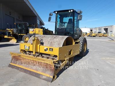 Caterpillar CS56B Smooth Drum Roller Compactor