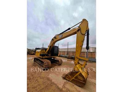 Caterpillar 318D2L Excavator