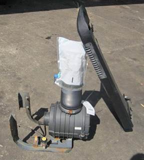 Isuzu NPR Right Air Cleaner / Air Filter Housing