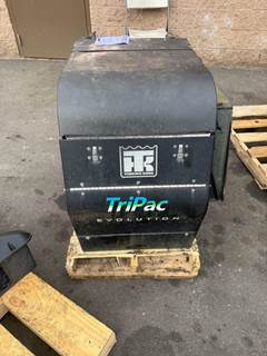 Thermo King TriPac Evolution Auxiliary Power Unit (APU) for a International Prostar