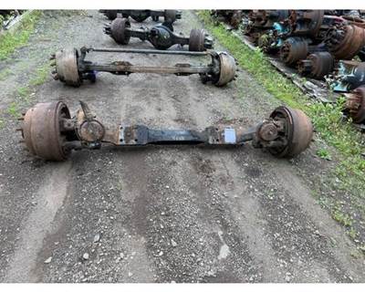 Crane Carrier (CCC) Low Entry Front Axle Assembly for a Crane Carrier C LOW ENTRY