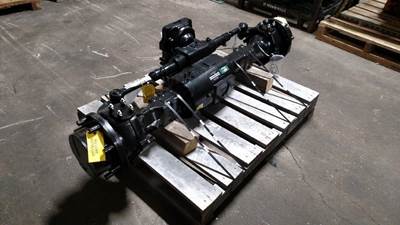 Dana 103916 Front Axle Assembly for a Gehl RS5-19