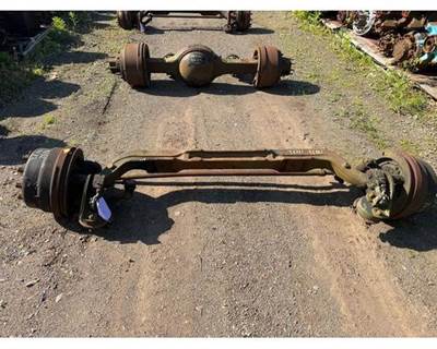 Ford LN8000 Front Axle Assembly