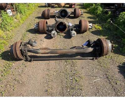 Freightliner Cascadia 125 Front Axle Assembly