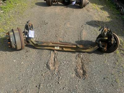 International 4400 Front Axle Assembly